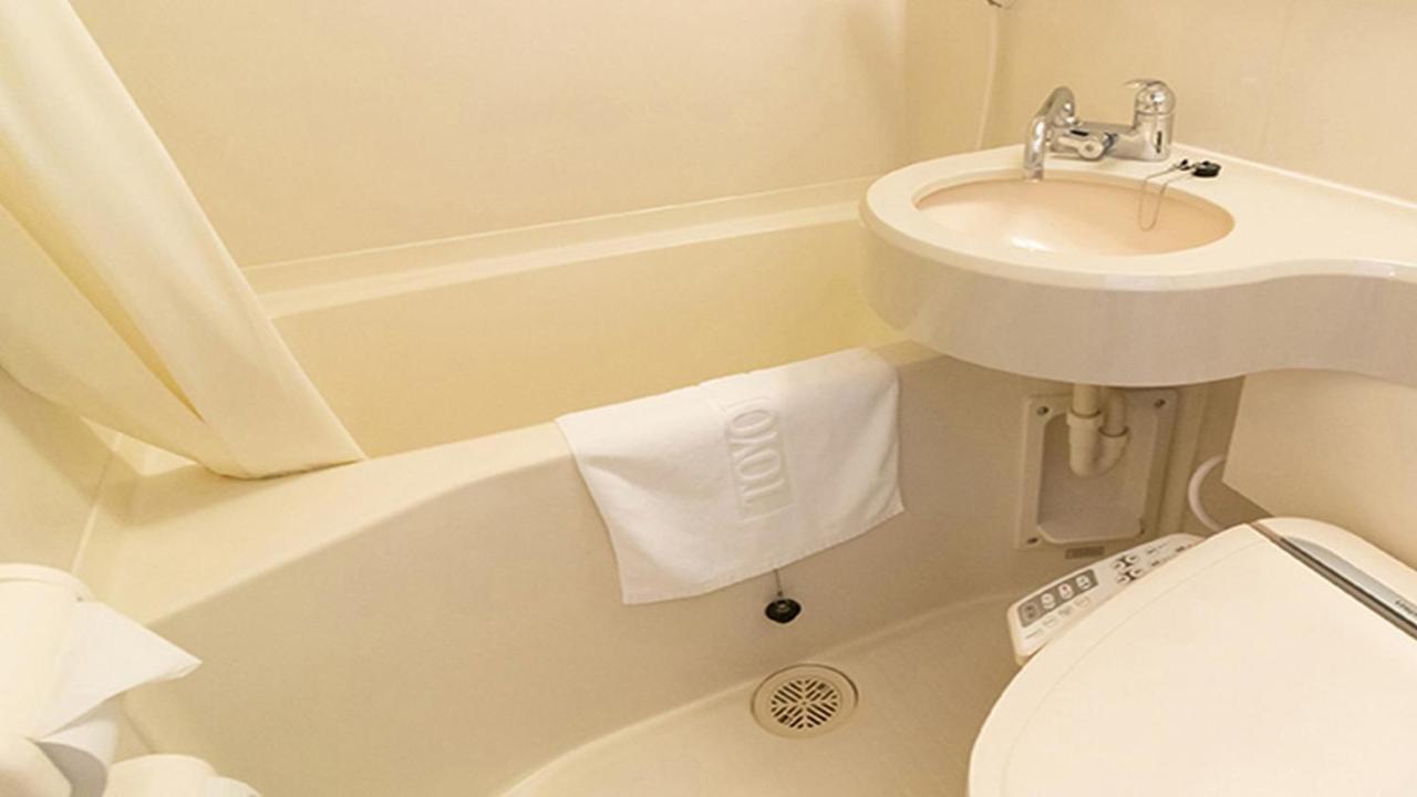 Toyoko Inn Tenri Ekimae מראה חיצוני תמונה